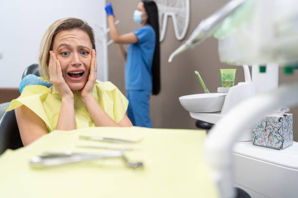 Best Emergency Dentist for Knocked-Out Tooth in Parker City, IN